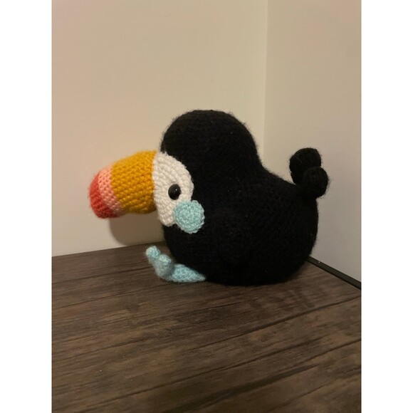 Handmade Crochet Amigurumi Toucan‎ - Picture 4 of 4